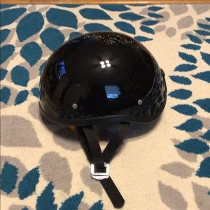 Motorcycle Helmet size Large. Black and like new.